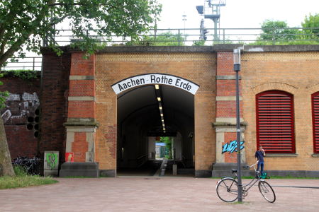 Startpunkt des Vennbahn-Radwegs am Bahnhof Rothe Erd