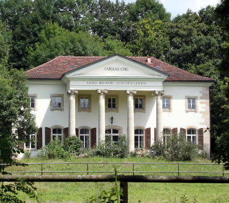 Schloss Scharnhausen